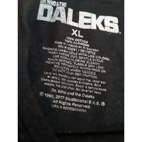 Graphic T Shirt DR DOCTOR WHO and the  DALEK ROBOT TARDIS MENS  Sz XL - Picture 3 of 3